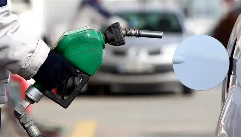 Motorine 98 Kuruş Zam! (8 Ocak 2025 Akaryakıt Fiyatları) Motorine 98 Kuruş Zam! (8 Ocak 2025 Akaryakıt Fiyatları)