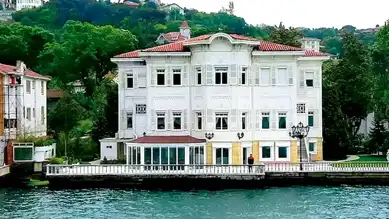 Boğaz'ın Simgesi Feyyaz Tokar Yalısı 45 Milyon Dolara Satılıyor!