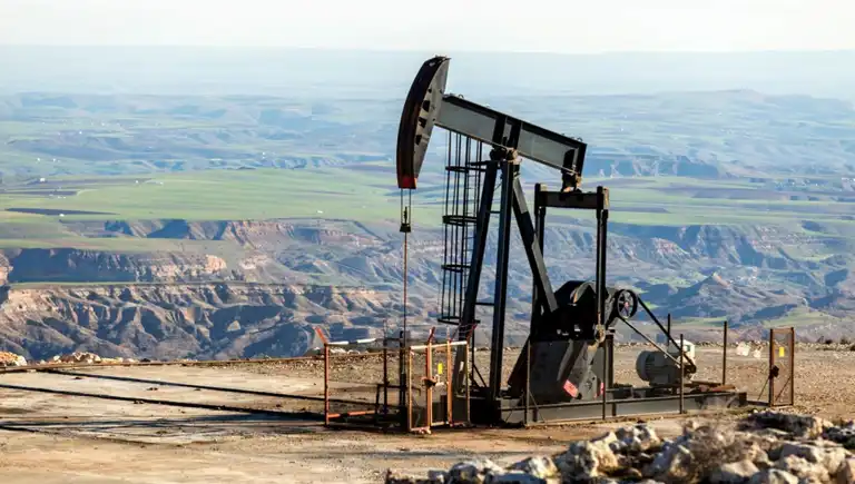 Ülke, Petrolünü İndirimli Fiyata Satıyor